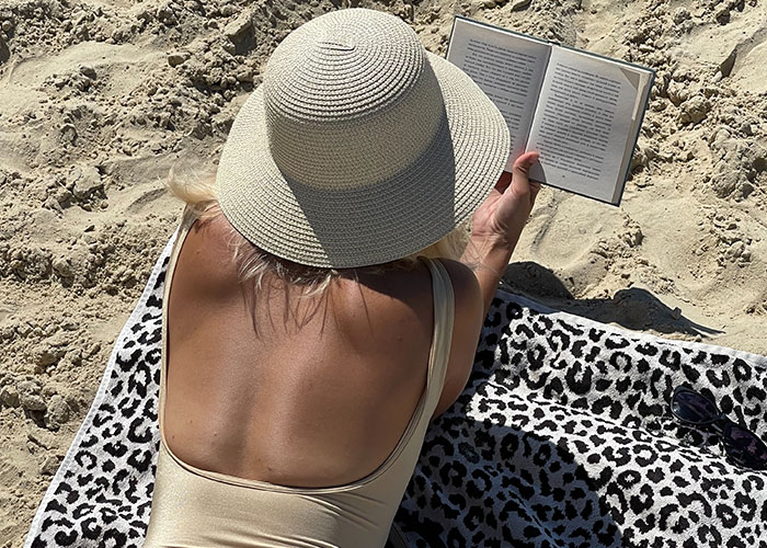 24. Relaxation and sunshine.