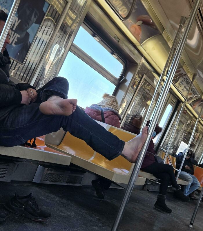 "Save It For Your Living Room! Not On The Train"