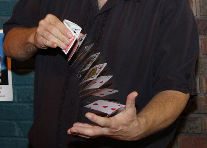 9. Tight clothing, hoodies, suit and suit pants