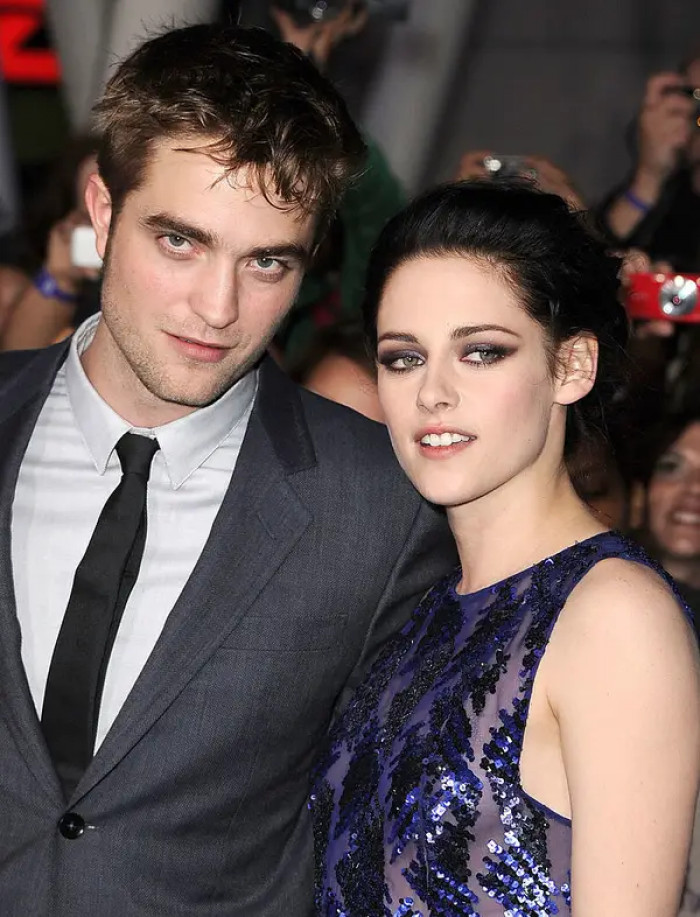 15. Robert Pattinson and Kristen Stewart