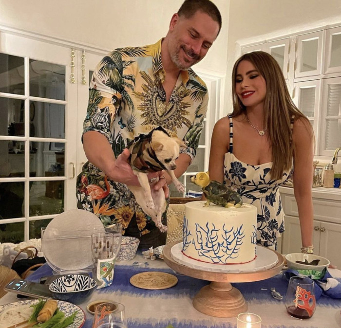 Her husband was visibly absent in all of the photos, which fans of the actress noticed immediately