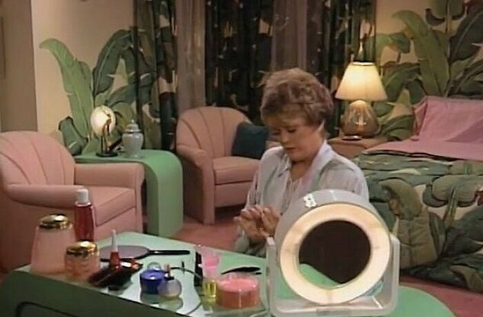 7. Was There Ever A More 80s Bedroom?