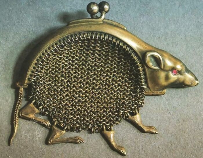 "Rat Coin Purse By Paul Frey For The Famous 'Lacloche Freres' French Jewelers C. 1900-1905"