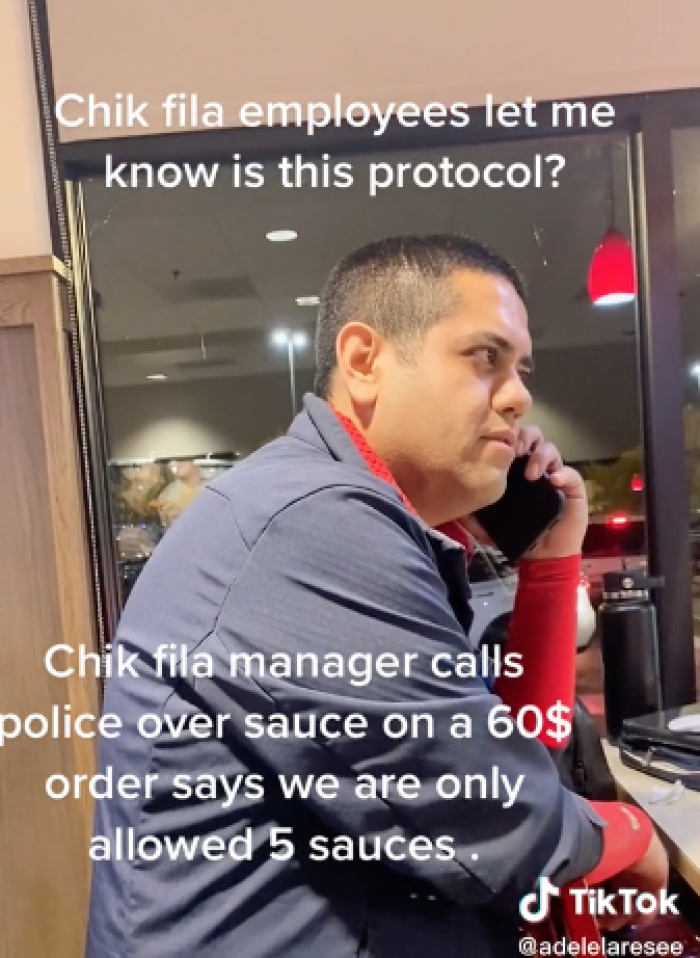 A Chik-fil-A manager called the police on a customer who was reportedly angry about the restaurant's policy of only allowing five sauces on a $60 order, according to TikToker @adelelaresee.