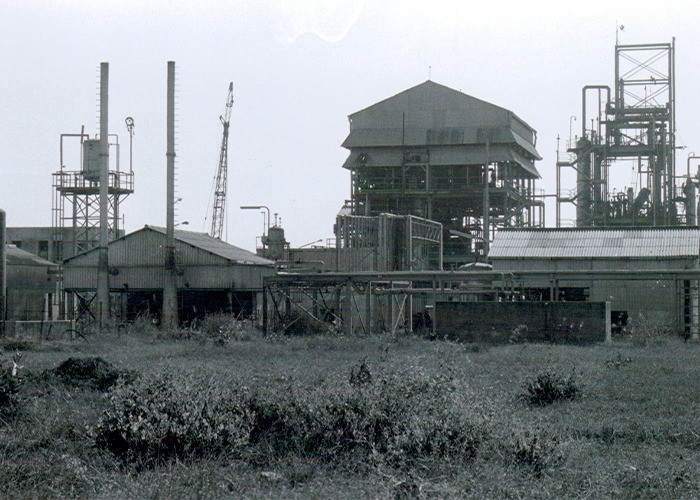 21. Tragic industrial disaster and political interference with severe consequences.