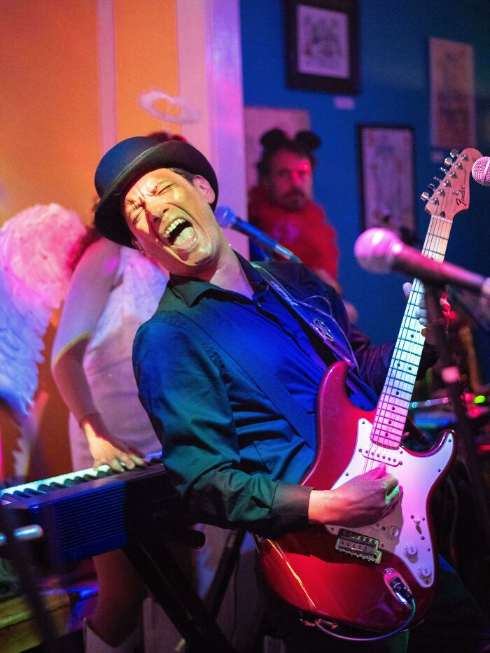 Electric Guitarist Mid Solo