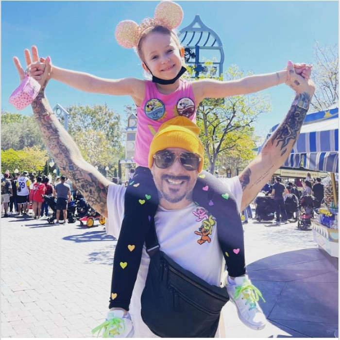 15. AJ McLean celebrated his daughter Lyric's fifth birthday at Disneyland