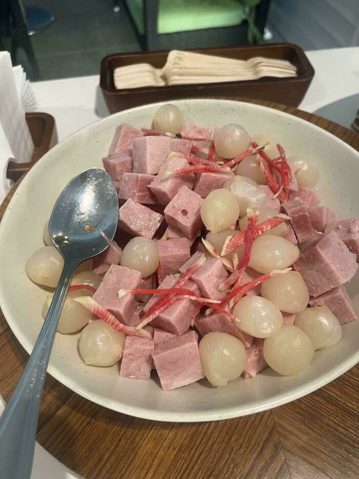"Resort Buffet Offerings"