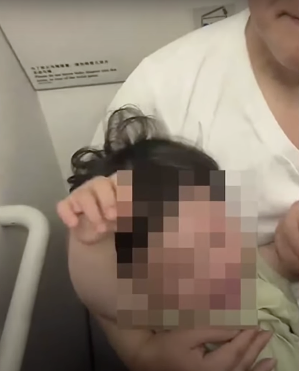 Despite the overwhelming criticism, some users defended the women, arguing that their actions were justified given that the grandmother had given her consent.