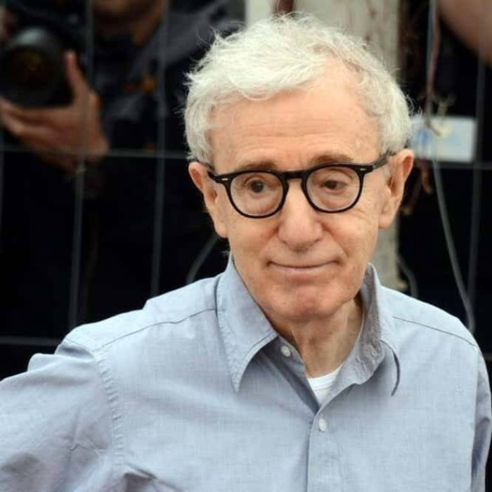 5. While he is considered to be one of the most talented directors, Woody Allen is not someone people want to work with. He is known to be demanding and abusive, which is why many actors with whom he has worked have openly expressed that they do not want to act for him again.