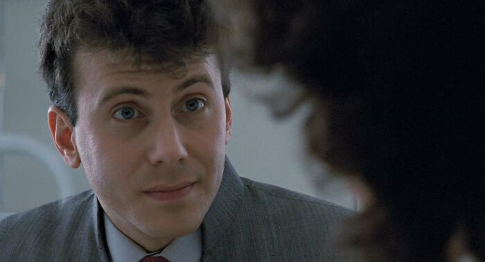5. I will never, ever forgive Paul Reiser for betraying those Colonial Marines on LV426.