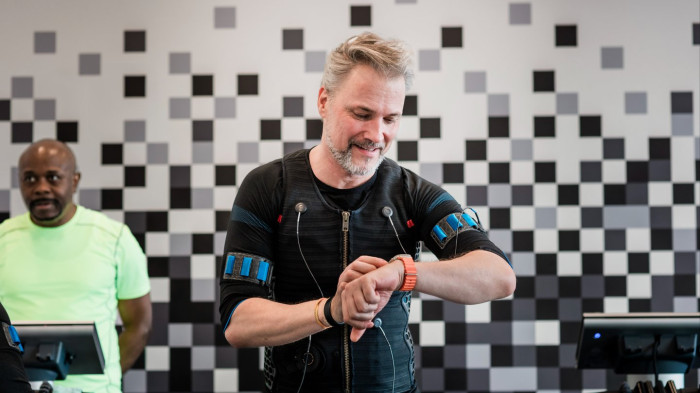 Researchers tracking fitness changes over time in a longitudinal study