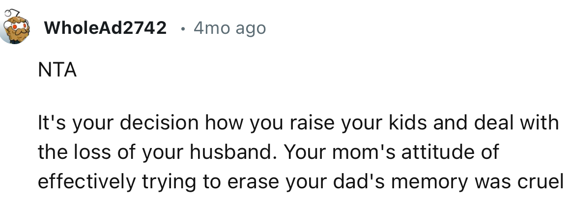 We gathered some reactions from the Reddit community: