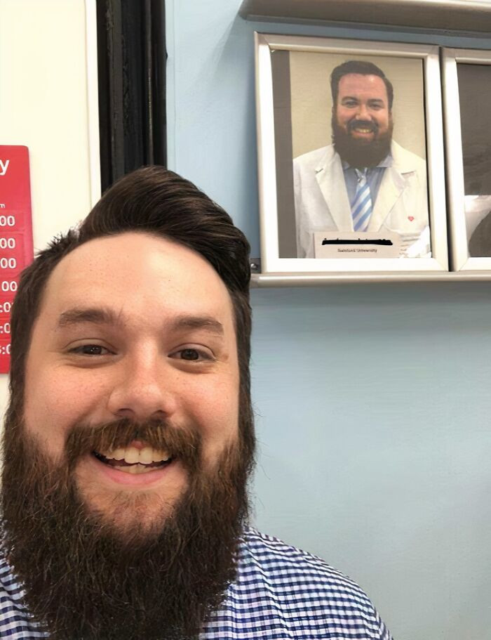 "Guy Goes To The Pharmacy, Turns Out There's His Doppelganger"