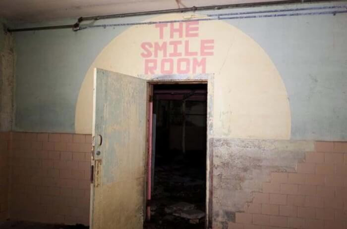 11. I don't know about that, but I think that's not a place where people smile.
