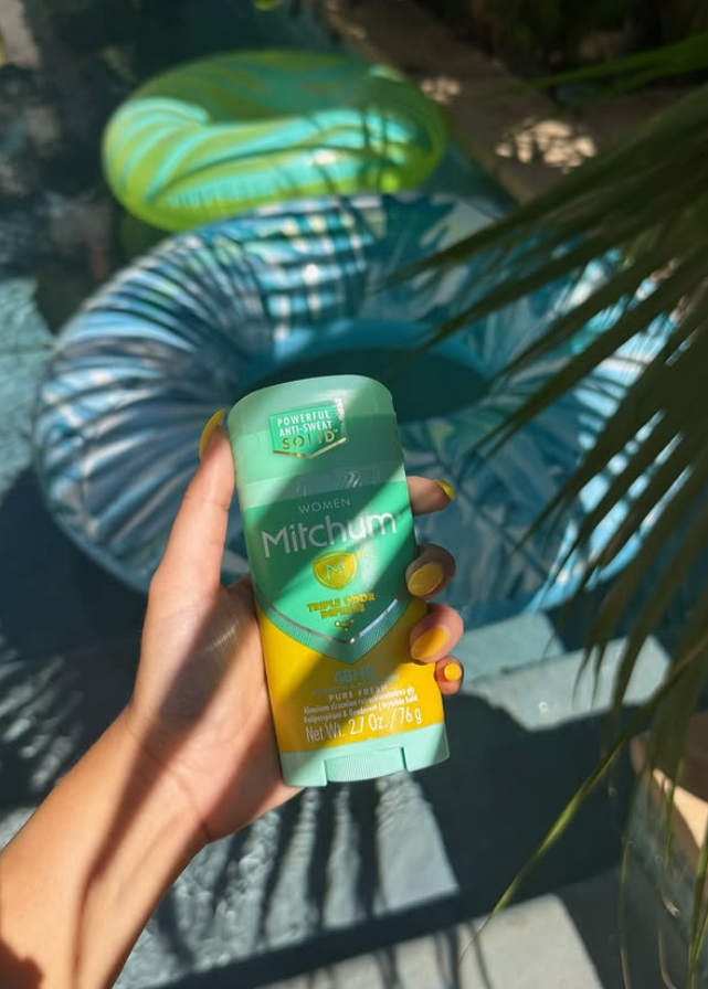 The company apologizes after a raw material change causes skin reactions in the deodorant.