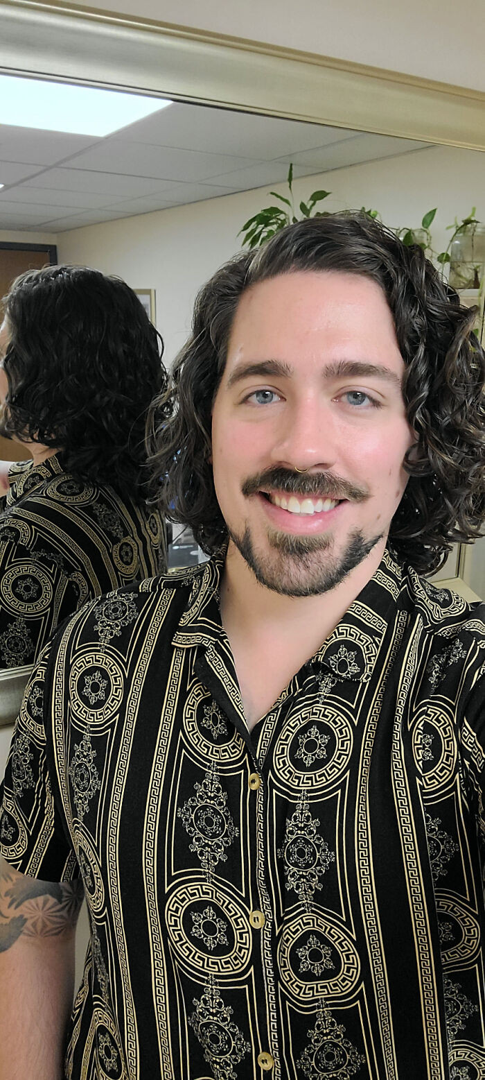 "Just Got My Hair Trimmed For The First Time In A Year And 4 Months. Feels A Bit Tidier Now!"
