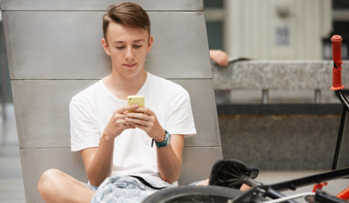 AI Guide Helps Parents Understand Its Impact on Young People