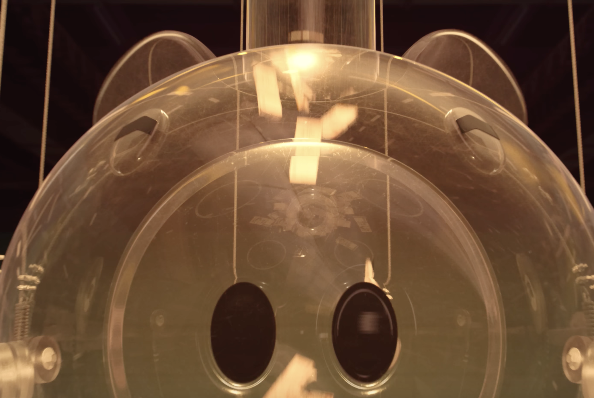 The piggy bank was also shown as it was filled with cash, ready for the next cash-strapped victor to claim its contents.