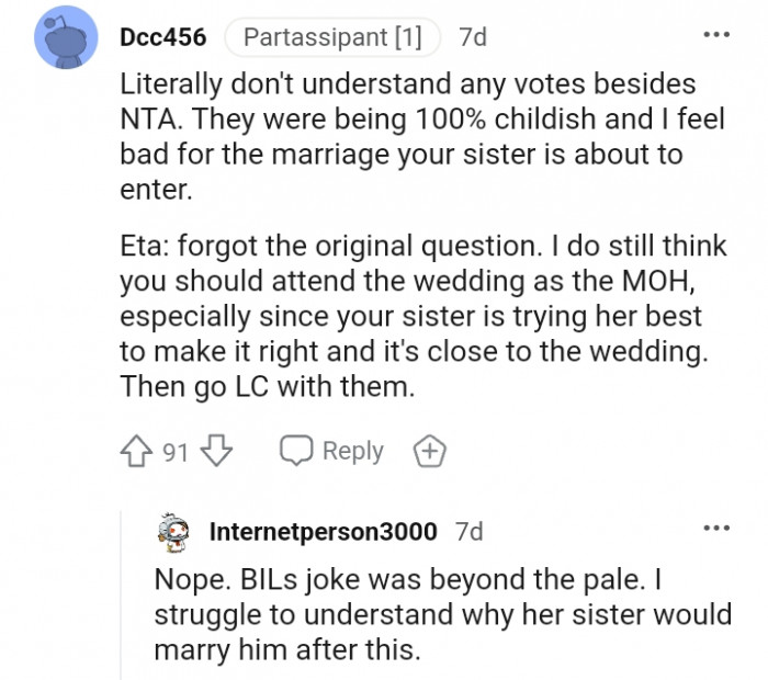 14. This Redditor still thinks the OP should attend the wedding