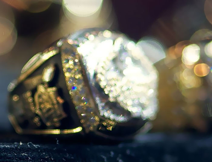 4. This redditor's rich and humble uncle and spoiled, rich cousin