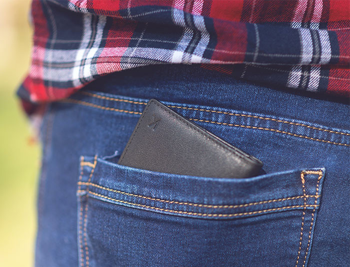 5. Pants with a narrow opening