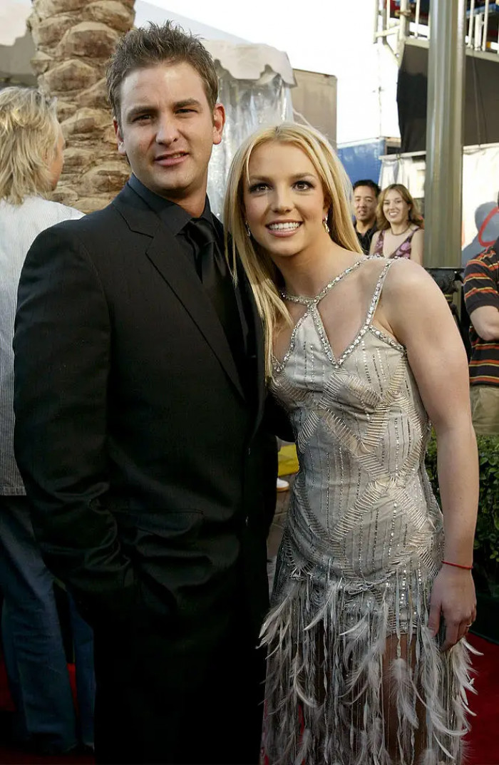 22. Here is Britney Spears and her brother, Bryan Spears