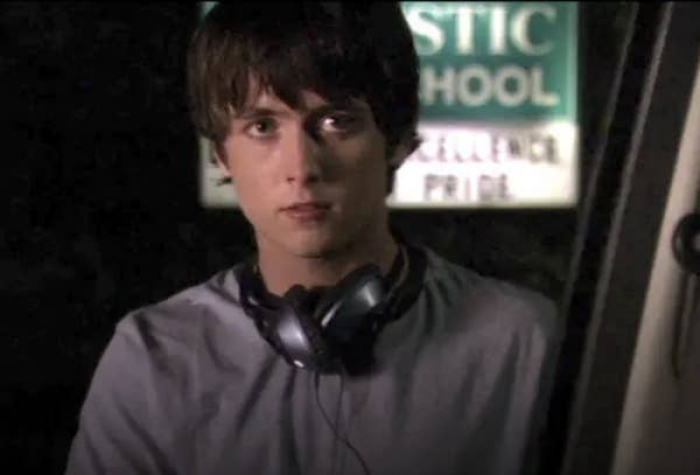 12. One more person who appeared in the pilot and then vanished... Weeds' Josh Wilson