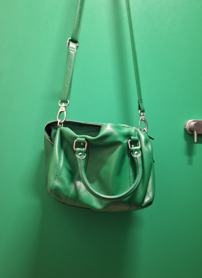 "My Bag Is The Exact Same Shade Of Green As The Bathroom Stall"