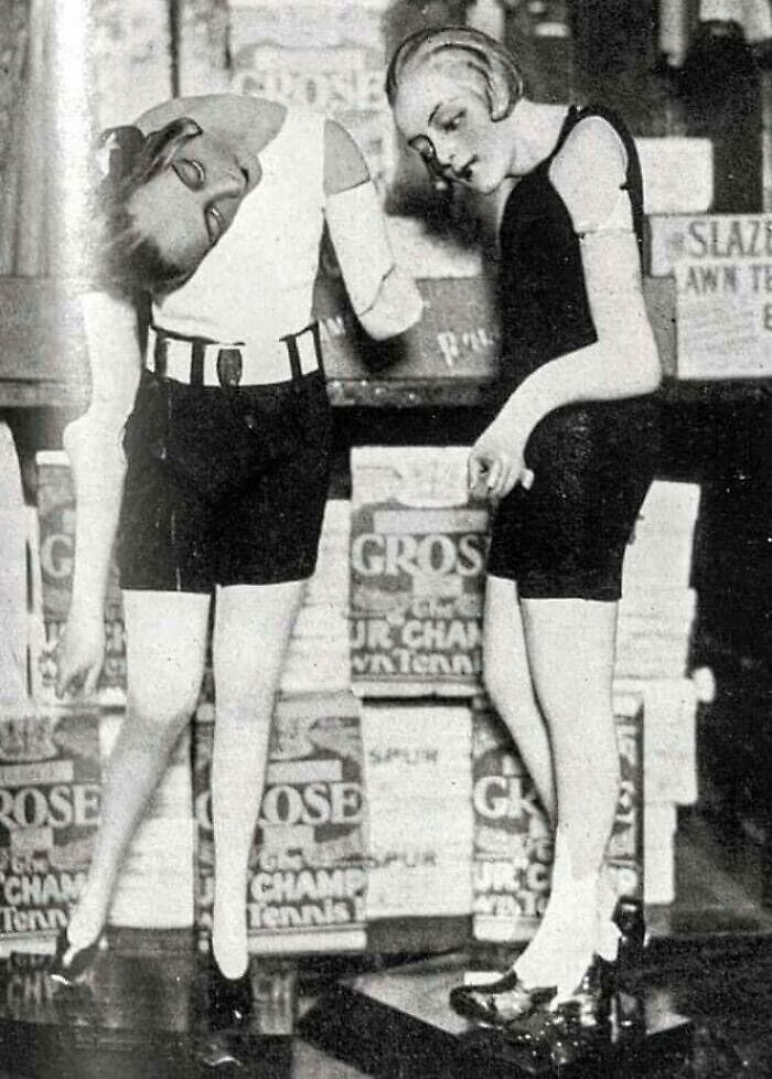 2. Department Store Wax Mannequins Melting During A Heatwave In 1929