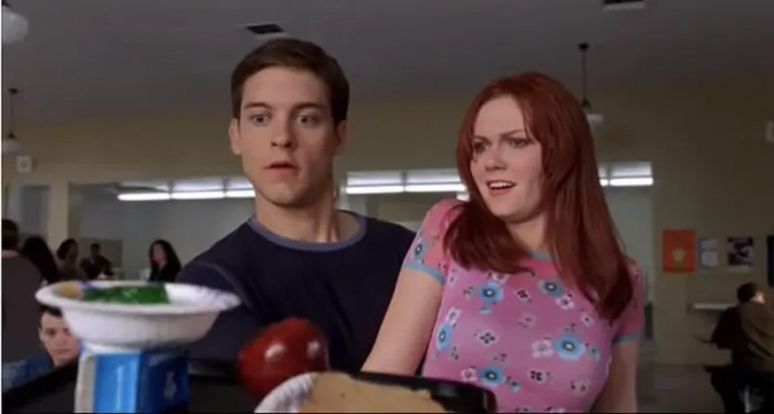 2. John Dykstra, the film's head of visual effects, says in the DVD commentary that Tobey Maguire conducted real stunt work for the scene in which Peter catches Mary Jane and the contents of her lunch tray. According to him, it took 156 takes.
