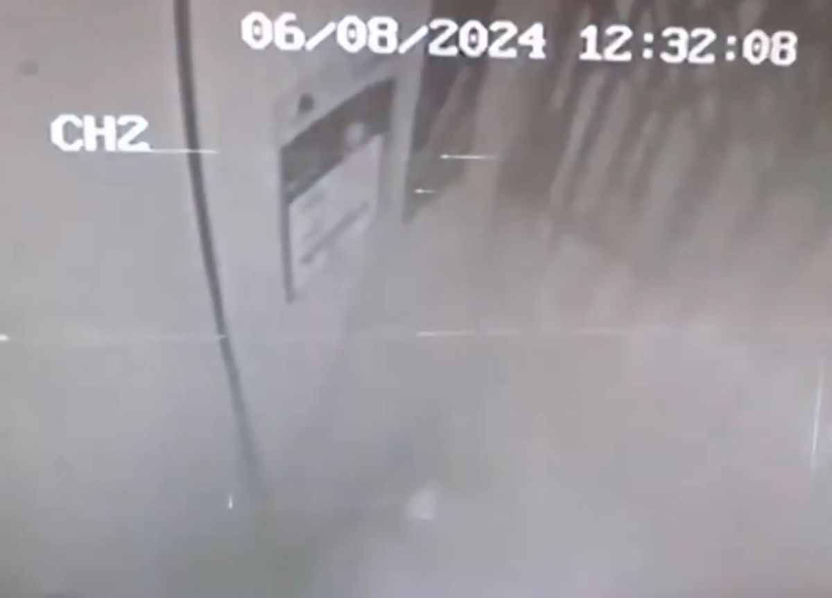 Adriana can be seen raising her arms as the elevator falls. She then vanishes into a cloud of smoke as the lift crashes to the ground.