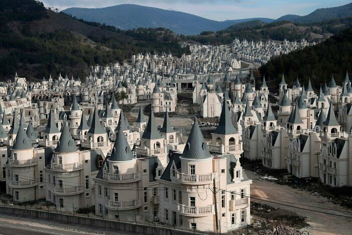 "Burj Al Babas: A $200 Million Disney-Style Nightmare In Turkey. Over 500 Identical, Abandoned Chateaux Rotting In The Middle Of A"
