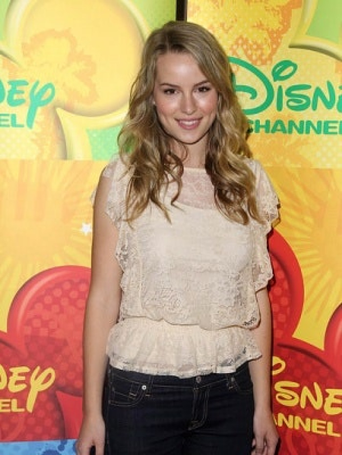 Bridgit Mendler