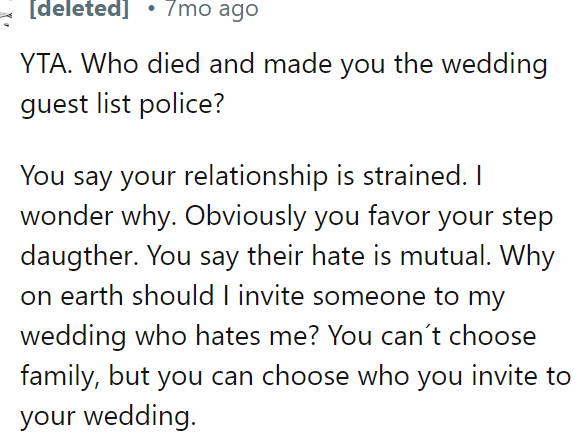 A Reddit user said it's the daughter's right to choose who to invite