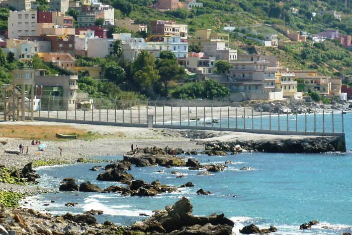 The land border shared by Spain and Morocco is the world's shortest, measuring just 80 meters.