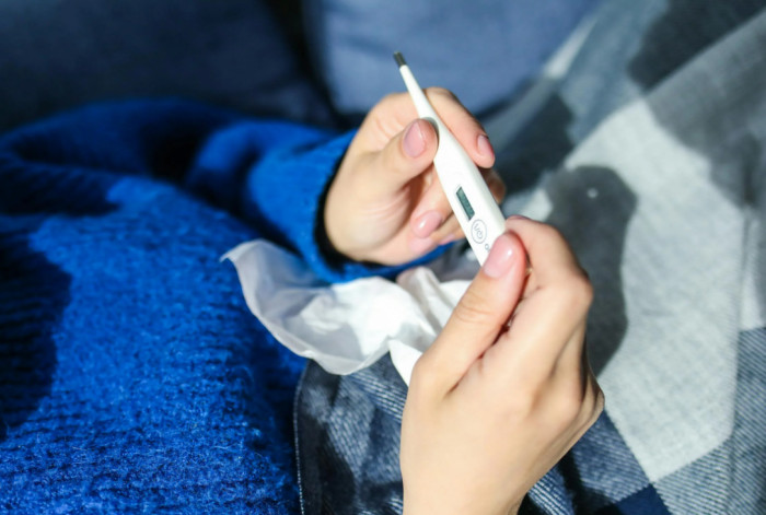 Cold or Covid? How to tell which virus is making you sick.