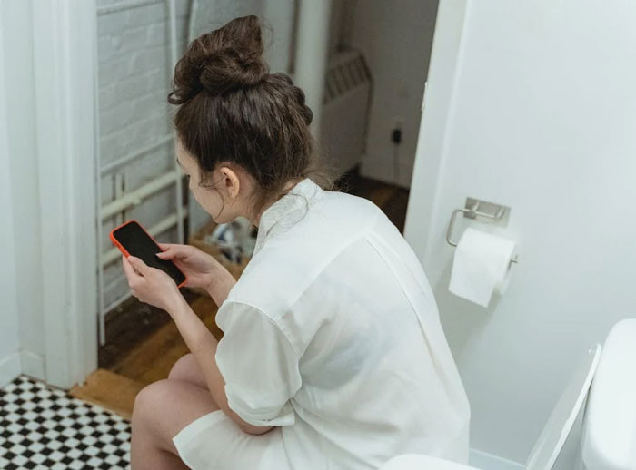 21. Urine doesn't come out of the vagina