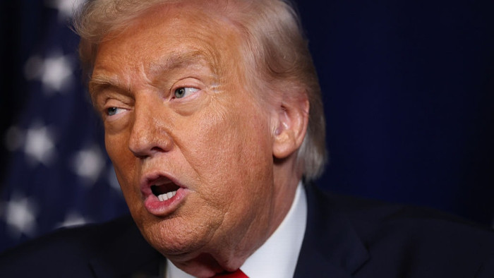 Map of the Middle East with Iran and Israel marked, nuclear tensions focus.