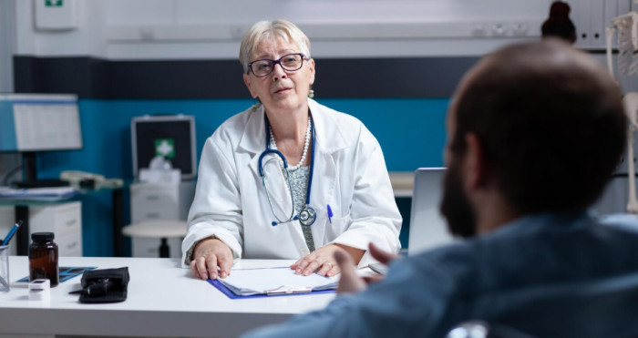 Shared Responsibility in the Doctor-Patient Conversation
