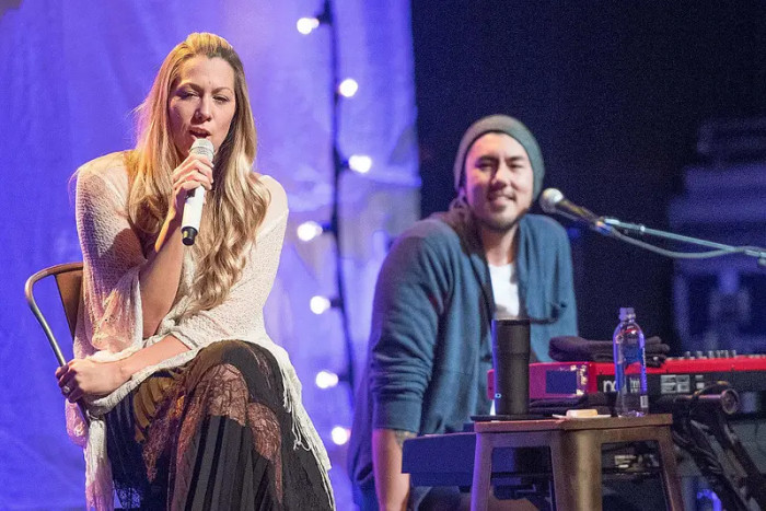 They got engaged in 2015