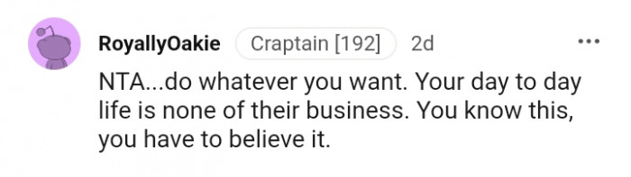 This Redditor is telling the OP to do whatever she wants