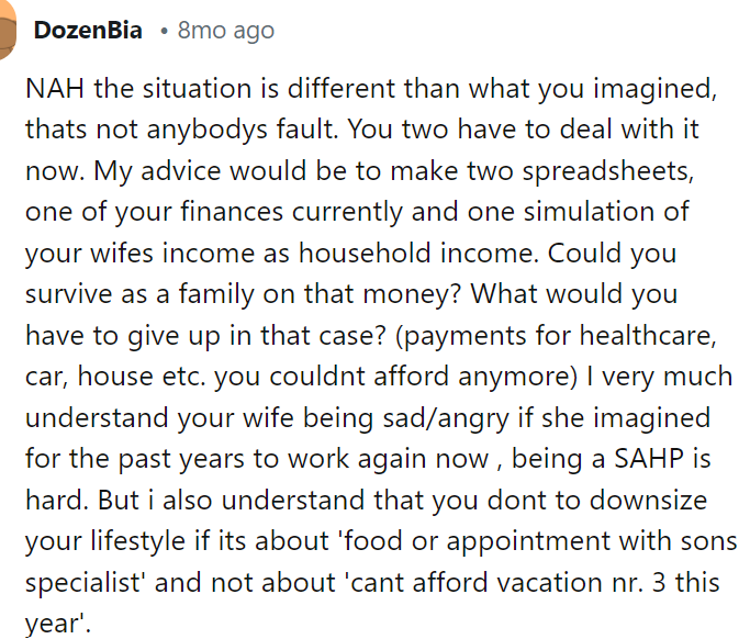 People came to the comments to discuss the situation, and many told OP that he's not necessarily in the wrong.