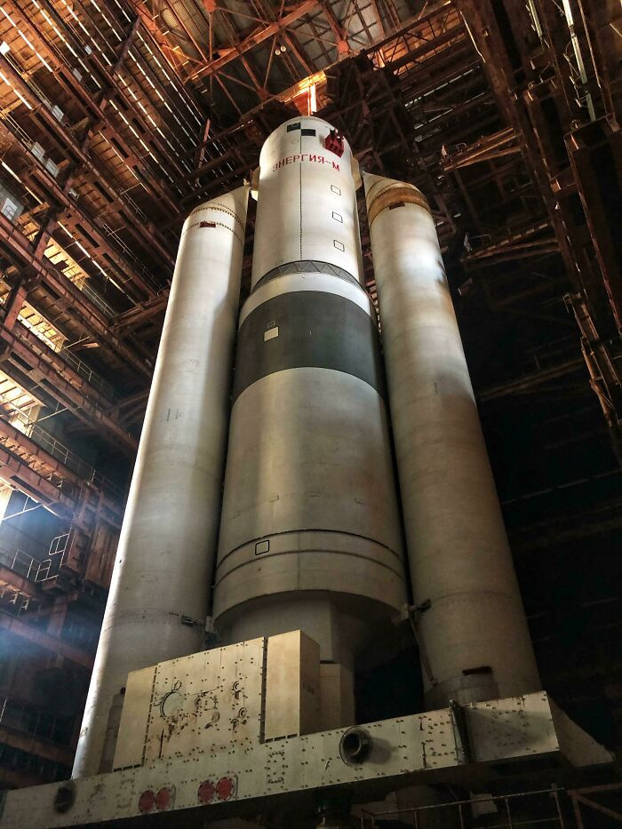 "I Walked For 80 Km Through The Desert Just To See This Beauty - An Abandoned 60m High Space Rocket"