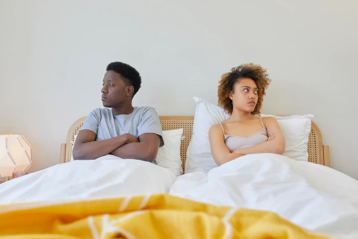 Couple discussing feelings calmly, emphasizing empathy, mutual support, and effective communication