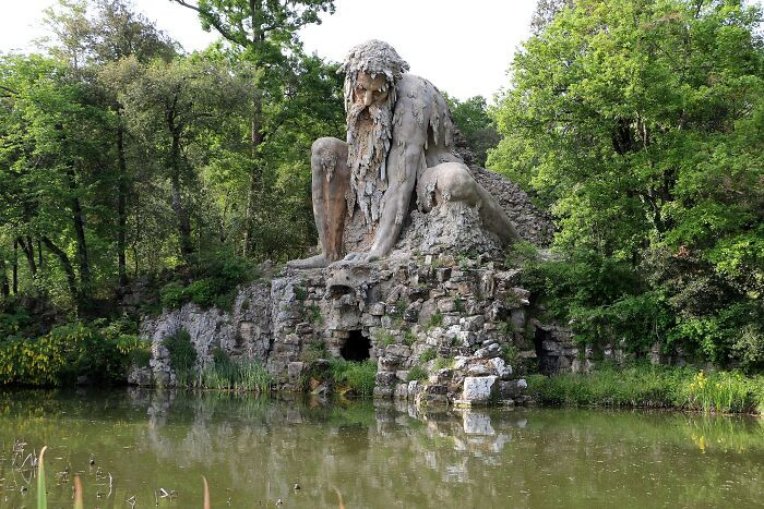 Apennine Colossus, Tuscany, Italy