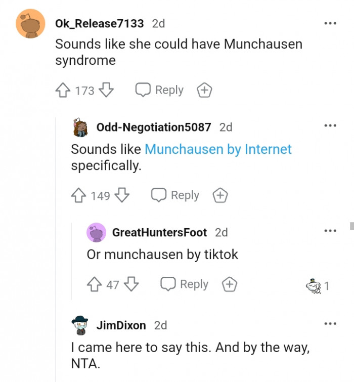 Another Redditor suggesting that the OP's friend might have Munchausen syndrome