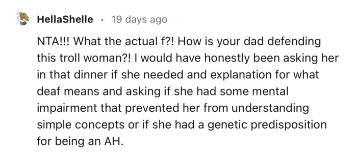 “What the actual f?! How is your dad defending this troll woman?!“