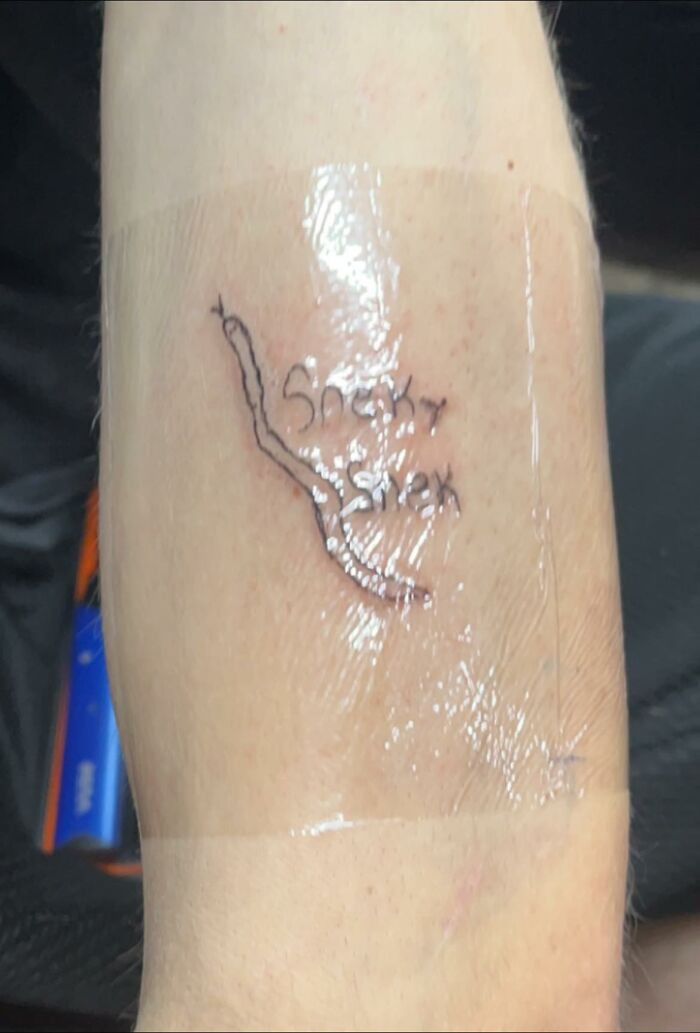 12. Boyfriend's Brother Tattooed A Friend Last Night In Our Garage