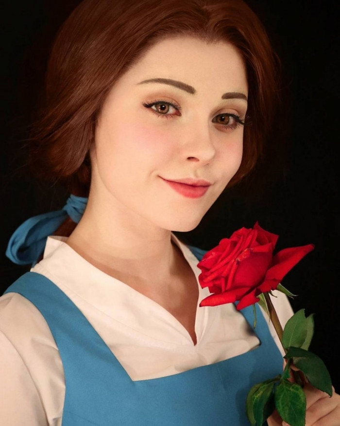 7. A closer look at her cosplaying Belle